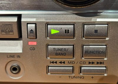 1999 Sony Mini Hi-Fi Component System DHC-MD373 - c1a60536 964a 48f4 9a27 f2e6906611b4